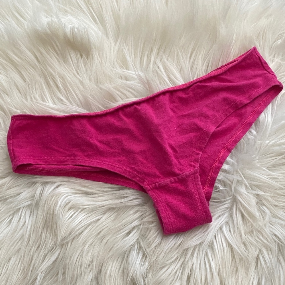 PINK Victoria’s secret Y2K cheeky Bottoms